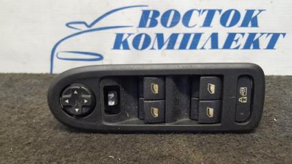 Запчасть блок управления стеклоподъемниками передний правый Peugeot 308 16.03.2012