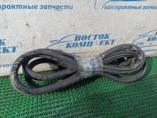 Запчасть уплотнитель Volkswagen Polo 11.10.2004