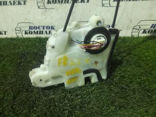 Запчасть замок дверной передний правый Honda Fit 2011