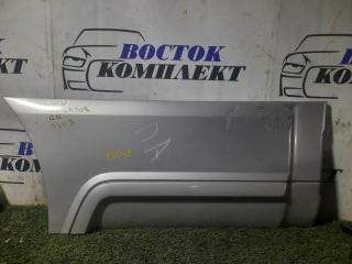 Запчасть накладка двери задняя правая Lincoln Navigator 2002.09