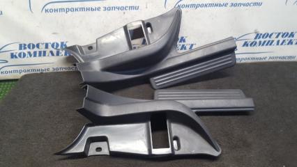 Запчасть накладка на порог задняя Subaru Impreza 23.12.2005
