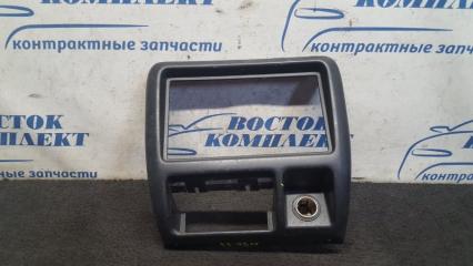 Запчасть рамка магнитофона Suzuki Jimny 03.2000