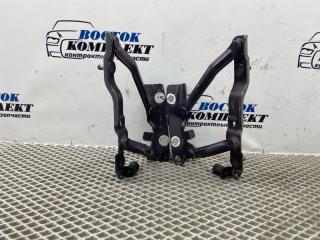 Петля капота Chrysler PT Cruiser 2004