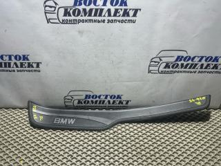 Запчасть накладка порога задняя левая BMW 320i 2006