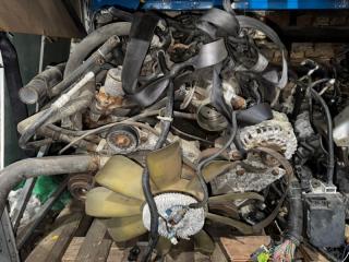 Фото запчасти двигатель Chevrolet Tahoe контрактная запчасть Запчасть двигатель Chevrolet Tahoe