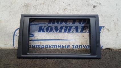 Запчасть рамка магнитофона Audi A4 02.02.2005