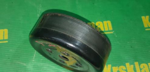 Шкив помпы Ford Fiesta CBX FYJA Шкив помпы Ford Fiesta CBX FYJA
