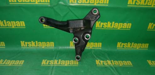 Кронштейн правый Toyota Celica 2004 контрактная Кронштейн правый Toyota Celica 2004