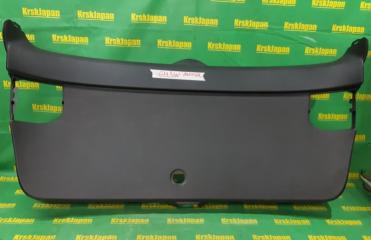 Обшивка двери багажника Mazda Atenza 2002