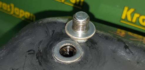 Поддон двигателя Daihatsu Mira L275S KF-VE Поддон двигателя Daihatsu Mira L275S KF-VE