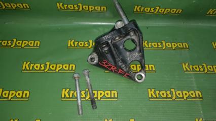 Кронштейн Toyota Noah 2007