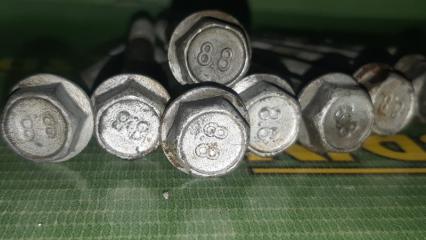 Болт Opel Antara L07 A24XE Болт Opel Antara L07 A24XE