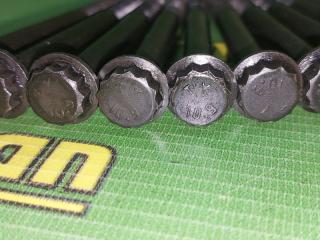 Болт бугеля коленвала Hyundai Santa Fe SM D4EA