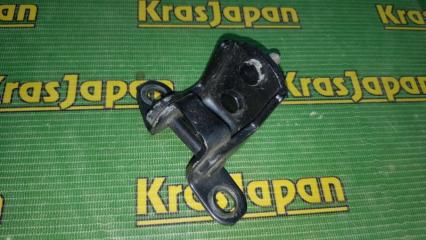 Петля двери задняя правая Toyota Sprinter 1994