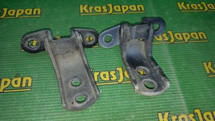 Петля двери передняя правая Toyota Sprinter 1994