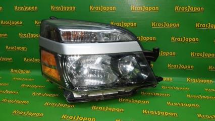 Фара передняя правая Toyota Voxy 2006
