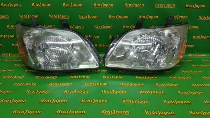 Фара передняя Toyota Noah 2004
