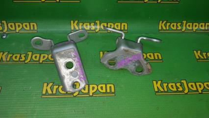 Петля двери задняя левая Toyota Corolla Fielder 2009