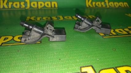 Запчасть форсунка омывателя передняя Toyota Corolla Fielder 2009