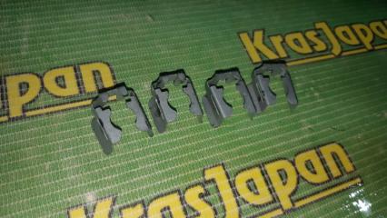 Крепление форсунки Nissan Bluebird Sylphy 2009