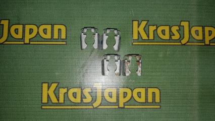 Крепление форсунки Nissan Tiida Latio 2007