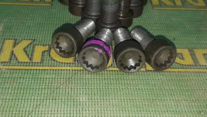 Запчасть болт маховика Volkswagen