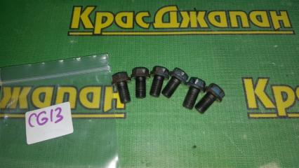 Болт маховика Nissan Cube Z10 CG13DE