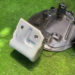 Лючок бензобака SUZUKI ESCUDO TA74W TD54W TD94W TDA4W TDB4W M16A J20A J24B H27A N32A 64320-65J11 5 ракурс