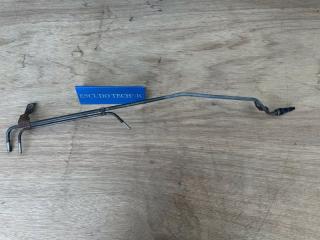 Рейка топливная SUZUKI ESCUDO TA74W TD54W TD94W TDA4W TDB4W M16A J20A J24B H27A N32A 18566-65J01-000 5 ракурс