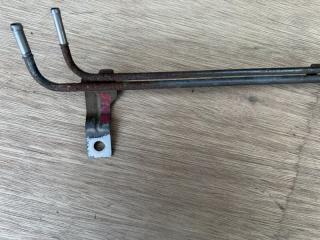 Рейка топливная SUZUKI ESCUDO TA74W TD54W TD94W TDA4W TDB4W M16A J20A J24B H27A N32A 18566-65J01-000 2 ракурс