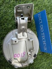 Лючок бензобака SUZUKI ESCUDO TA74W TD54W TD94W TDA4W TDB4W M16A J20A J24B H27A N32A 64320-65J11 4 ракурс