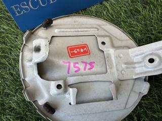 Лючок бензобака SUZUKI ESCUDO TA74W TD54W TD94W TDA4W TDB4W M16A J20A J24B H27A N32A 64320-65J11 3 ракурс