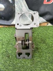 Педаль тормоза SUZUKI ESCUDO TA74W TD54W TD94W TDA4W TDB4W M16A J20A J24B H27A N32A 49600-66J00-000 2 ракурс