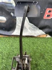 Педаль тормоза SUZUKI ESCUDO TA74W TD54W TD94W TDA4W TDB4W M16A J20A J24B H27A N32A 49600-66J00-000 4 ракурс