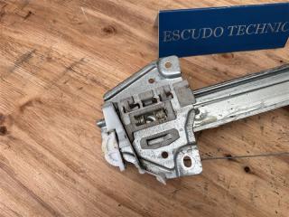 Стеклоподъемник правый задний SUZUKI ESCUDO TD54W J20A 83402-65J00 4 ракурс Стеклоподъемник правый задний SUZUKI ESCUDO TD54W J20A 83402-65J00 4 ракурс
