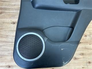 Обшивка дверей правая задняя SUZUKI ESCUDO TDA4W J24B 83730-78K03 4 ракурс
