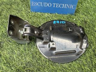 Лючок бензобака SUZUKI ESCUDO TDA4W J24B 64320-65J12-000 3 ракурс