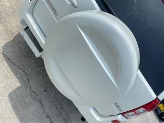 Лючок бензобака SUZUKI ESCUDO TDA4W J24B 64320-65J12-000 2 ракурс
