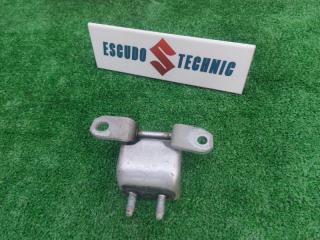 Петля дверная задняя левая SUZUKI ESCUDO 2006