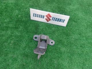 Петля дверная задняя левая SUZUKI ESCUDO 2006