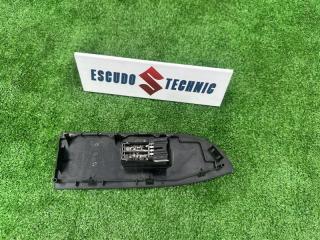 Пульт стеклоподъемника левый задний SUZUKI ESCUDO TD54W J20A 83747-65J00-T9T 2 ракурс