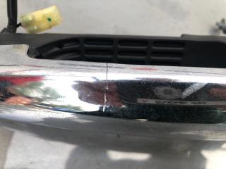 Ручка двери внешняя SUZUKI ESCUDO TDA4W J24B 8281063811 2 ракурс Ручка двери внешняя SUZUKI ESCUDO TDA4W J24B 8281063811 2 ракурс