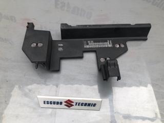 Крышка блока предохранителей SUZUKI ESCUDO 2007 контрактная Крышка блока предохранителей SUZUKI ESCUDO 2007