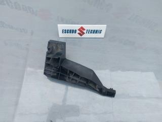 Крепление бампера заднее правое SUZUKI ESCUDO 2011