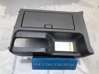 Подстаканник SUZUKI ESCUDO 2006