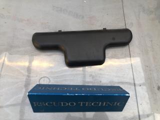 Накладка на крепление сидения SUZUKI ESCUDO 2008 контрактная Накладка на крепление сидения SUZUKI ESCUDO 2008