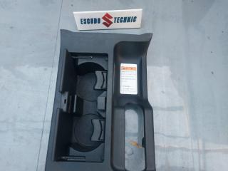 Подстаканник SUZUKI ESCUDO 2012