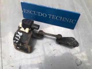 Линк корректора фар задний SUZUKI ESCUDO 2011 контрактная Линк корректора фар задний SUZUKI ESCUDO 2011