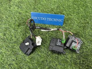 Сервопривод заслонки печки SUZUKI ESCUDO 2014 контрактная Сервопривод заслонки печки SUZUKI ESCUDO 2014