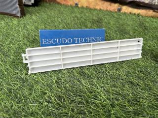 Крышка салонного фильтра SUZUKI ESCUDO 2006